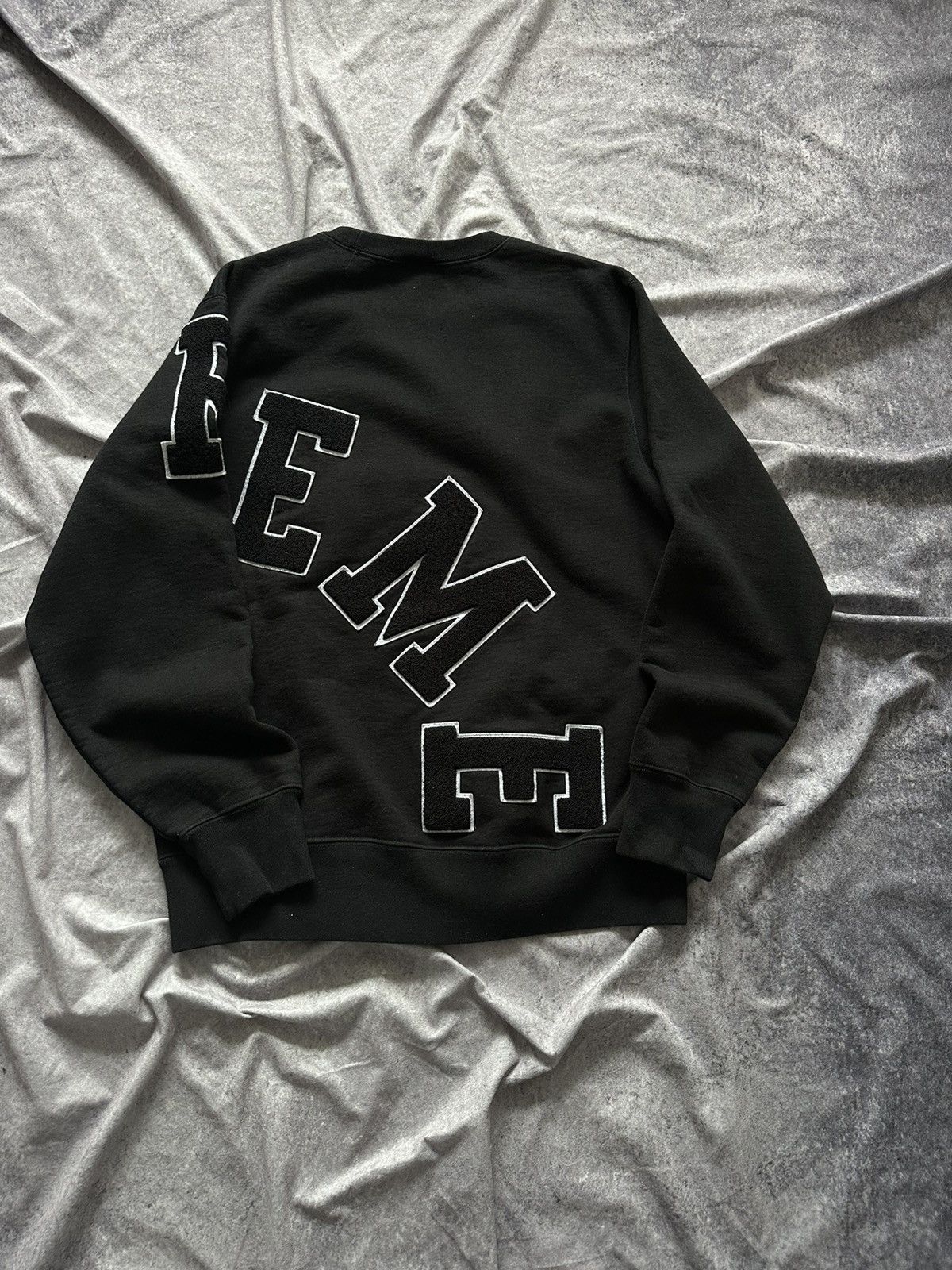 Supreme FW20 Supreme Big Arc Crewneck Chenille Logo Sweatshirt Size US M / EU 48-50 / 2 - 13 Thumbnail