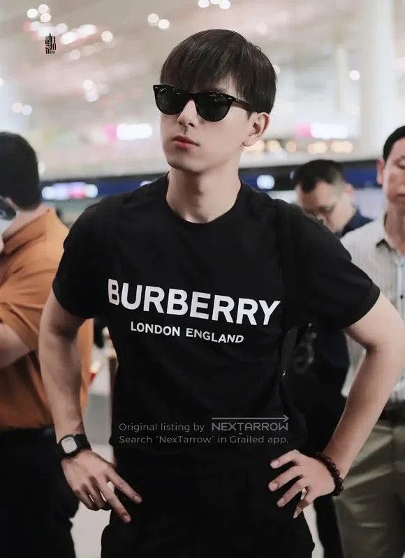 Burberry Burberry Black Logo Print T-Shirt for Women. Size M / US 6-8 / IT 42-44 - 8 Thumbnail