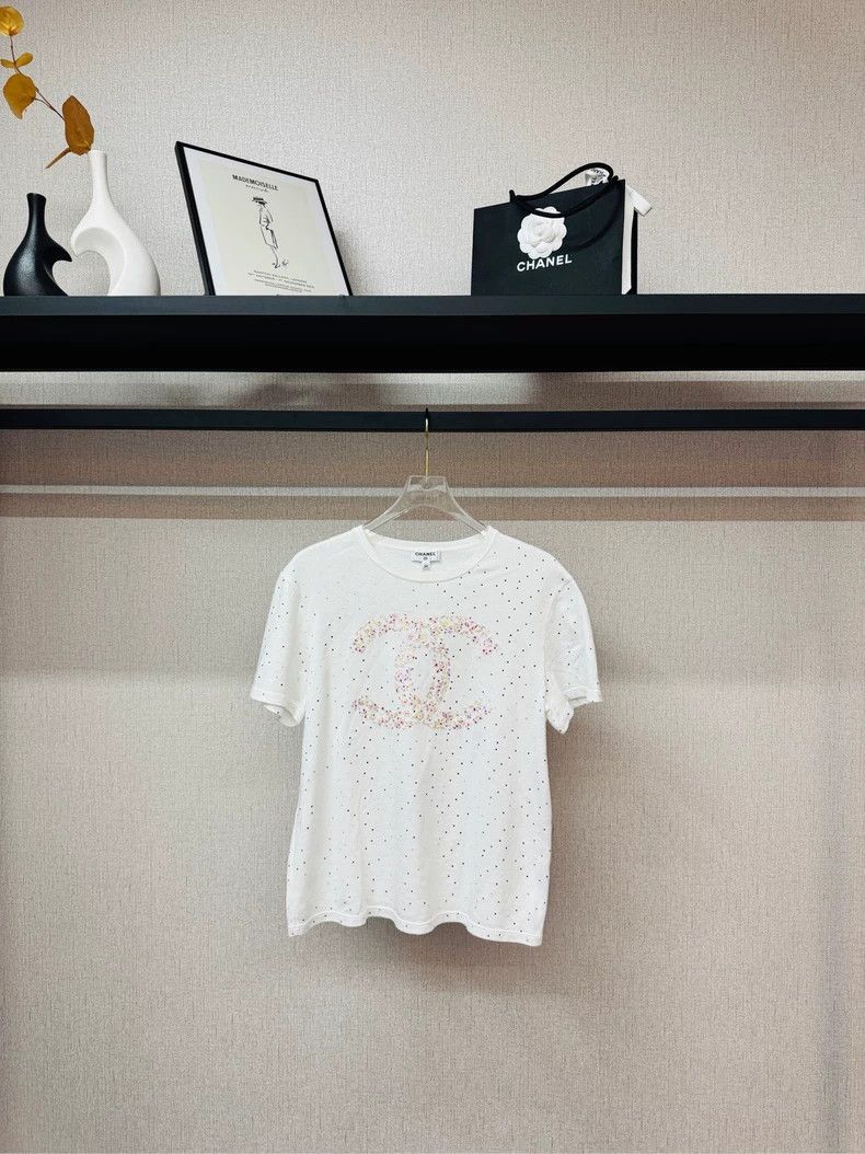 Chanel Chanel White glitter logo short sleeves 2504-Nextarrow Size XXS / US 00 / IT 34 - 1 Thumbnail