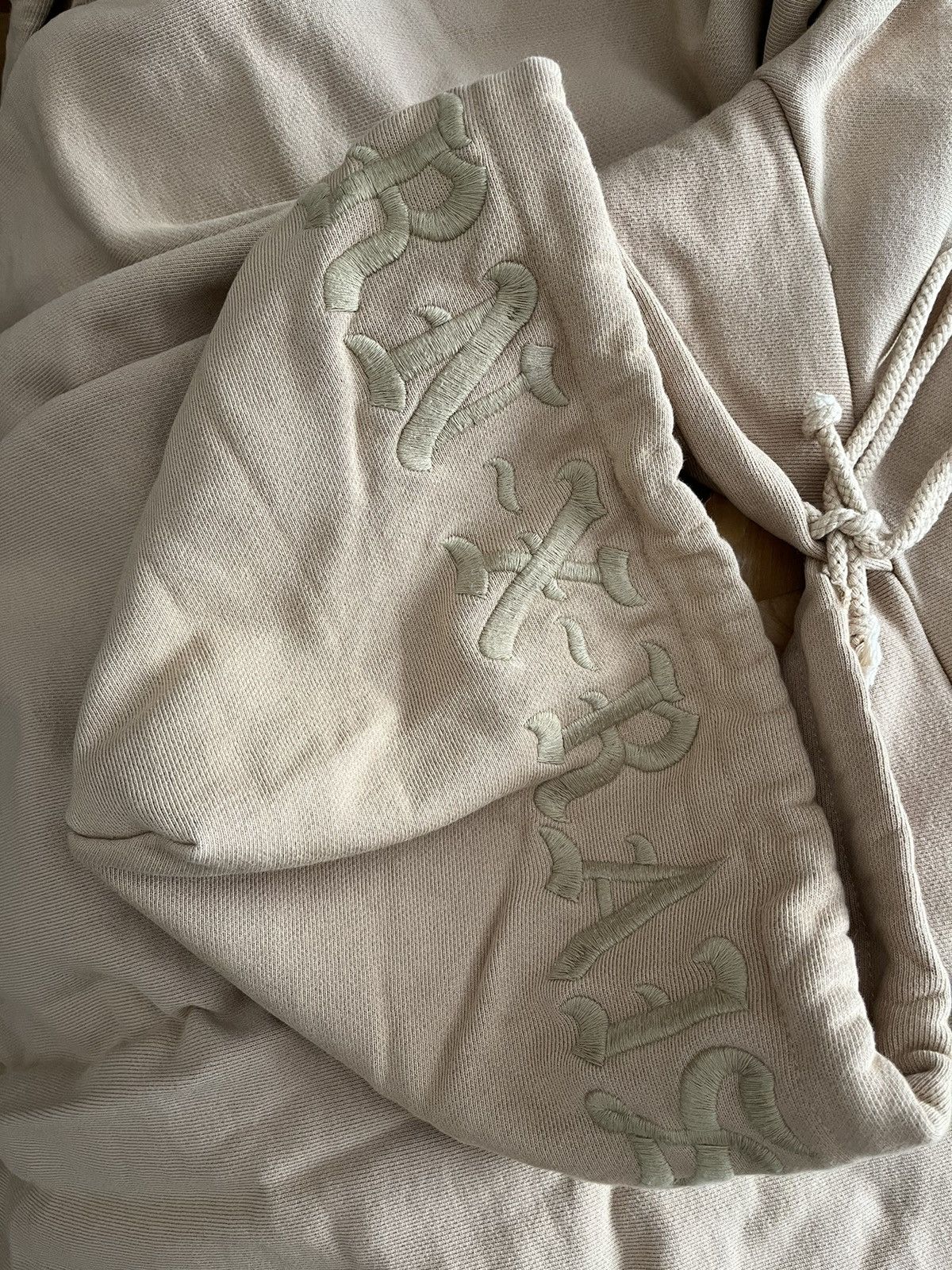 Born X Raised BXR Tonal embroidery logo hoodie and sweat pants set beige Size US L / EU 52-54 / 3 - 6 Thumbnail