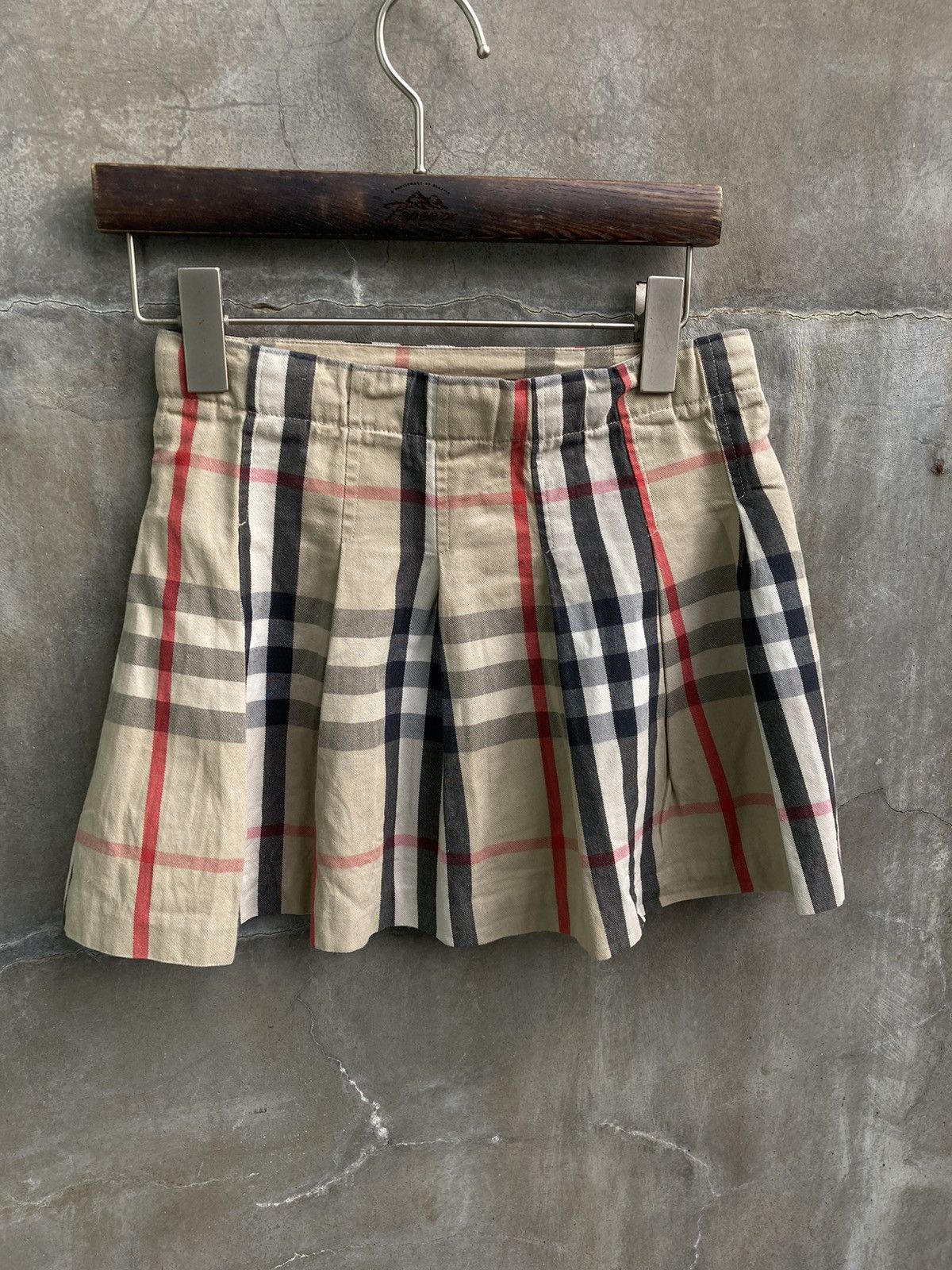 Burberry Plaid Mini Skirt Size 26" / US 2 / IT 38 - 6 Thumbnail