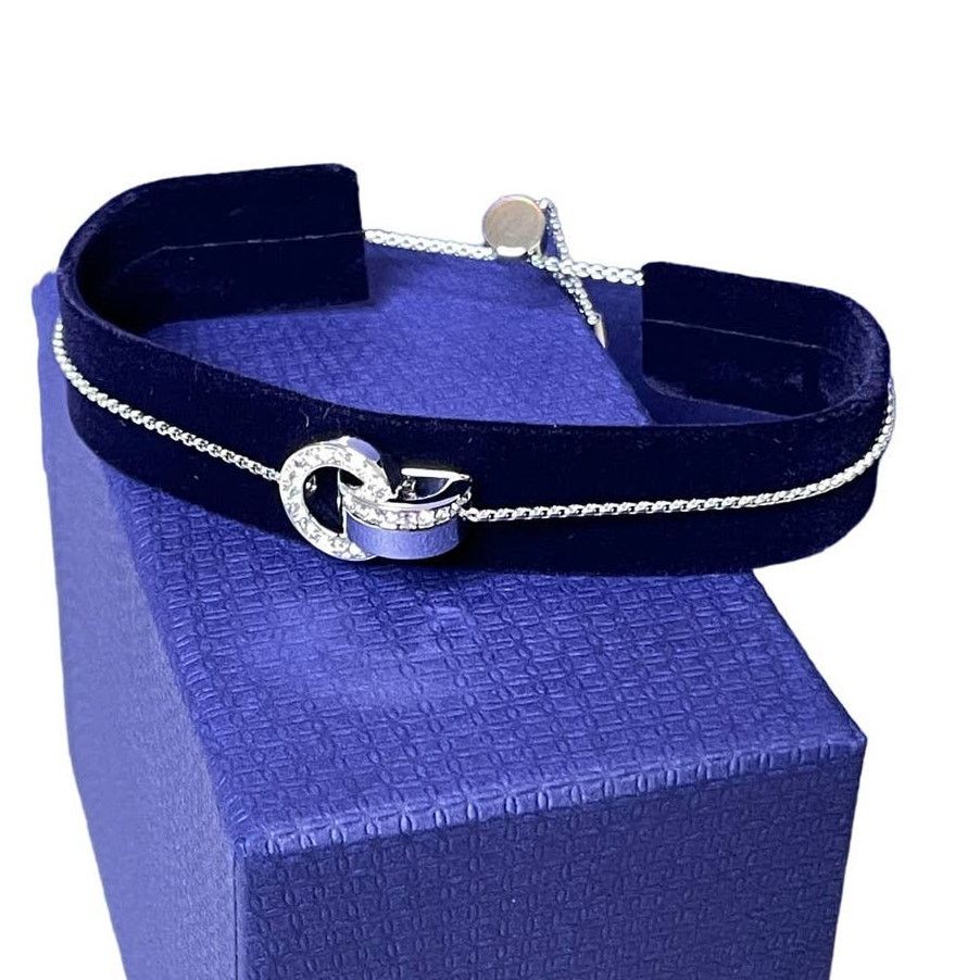 Swarovski Swarovski Hollow bracelet Interlocking loop, White Size ONE SIZE - 1 Thumbnail