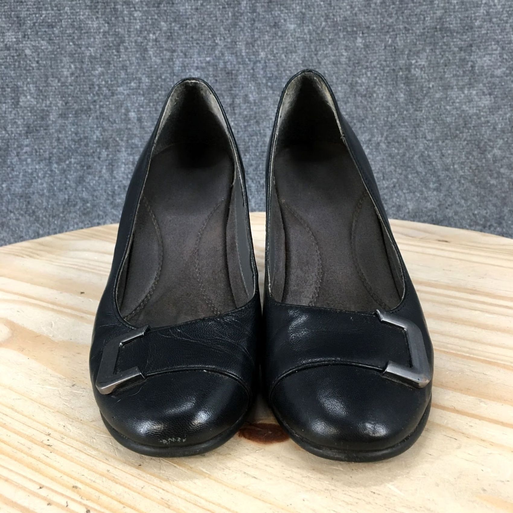 Vintage Aerosoles Heels Womens 7.5 Block Heels Slip On Dress Pumps Black Faux Leather Size M / US 6-8 / IT 42-44 - 7 Thumbnail