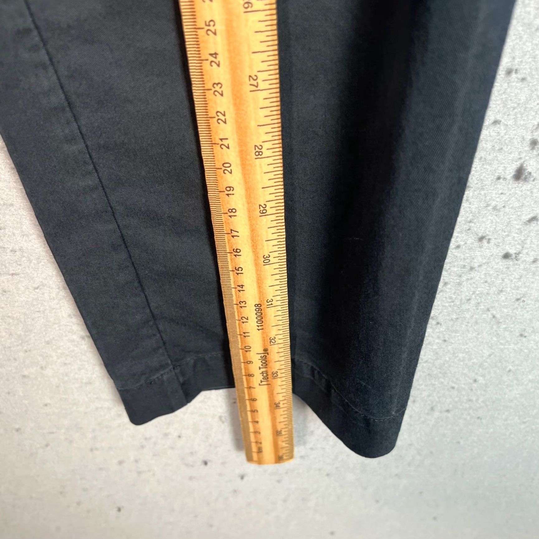 Nike Nike Mens Size 28 Black Cropped Tapered Chino Pants Drawstring Size US 28 / EU 44 - 7 Thumbnail