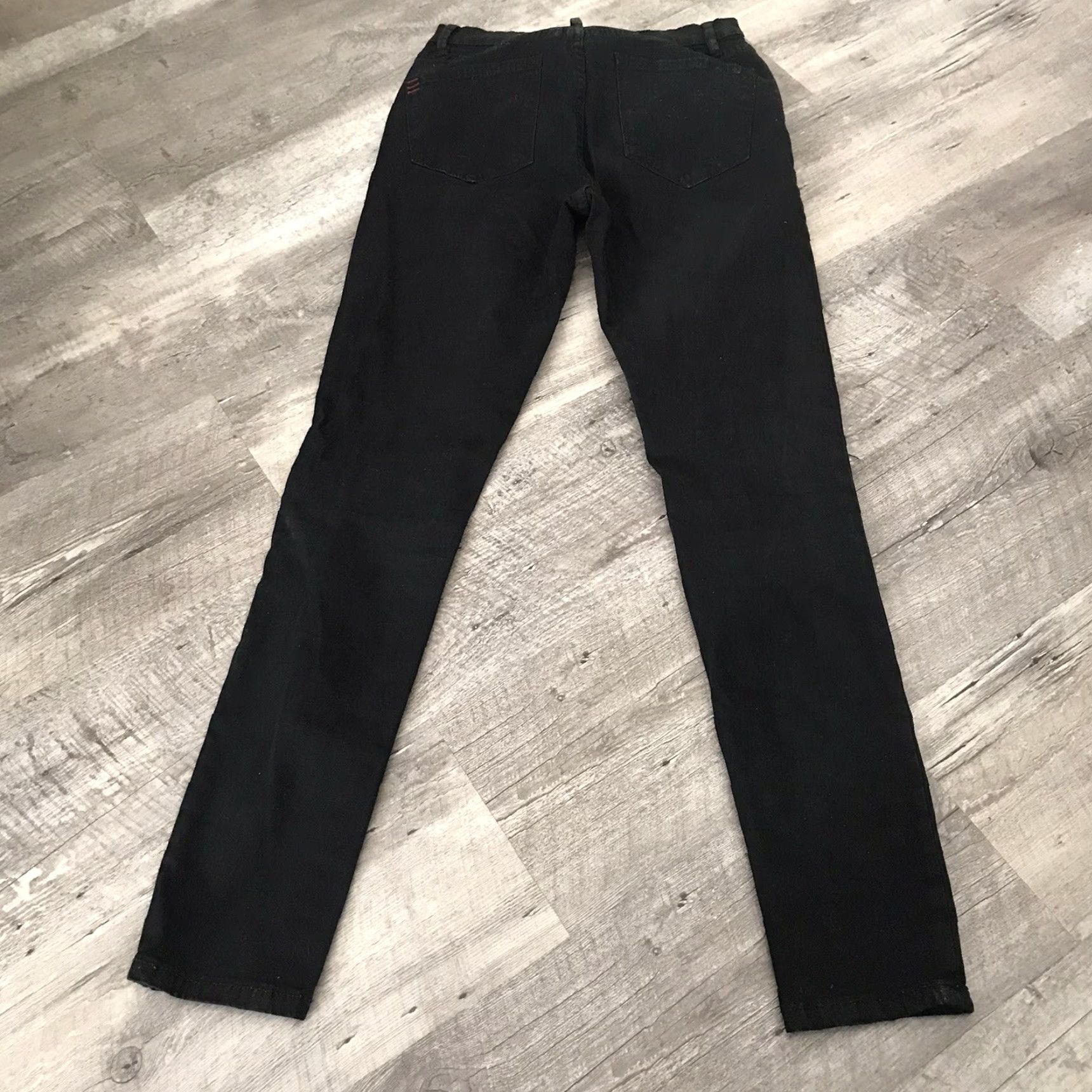 Bdg BDG Urban Outfitters Twig High Rise Black Jeans Size 25 Distressed Knee 5-Pocket Slim Skinny Stretch Denim Women Size 42" / US 20 - 3 Thumbnail