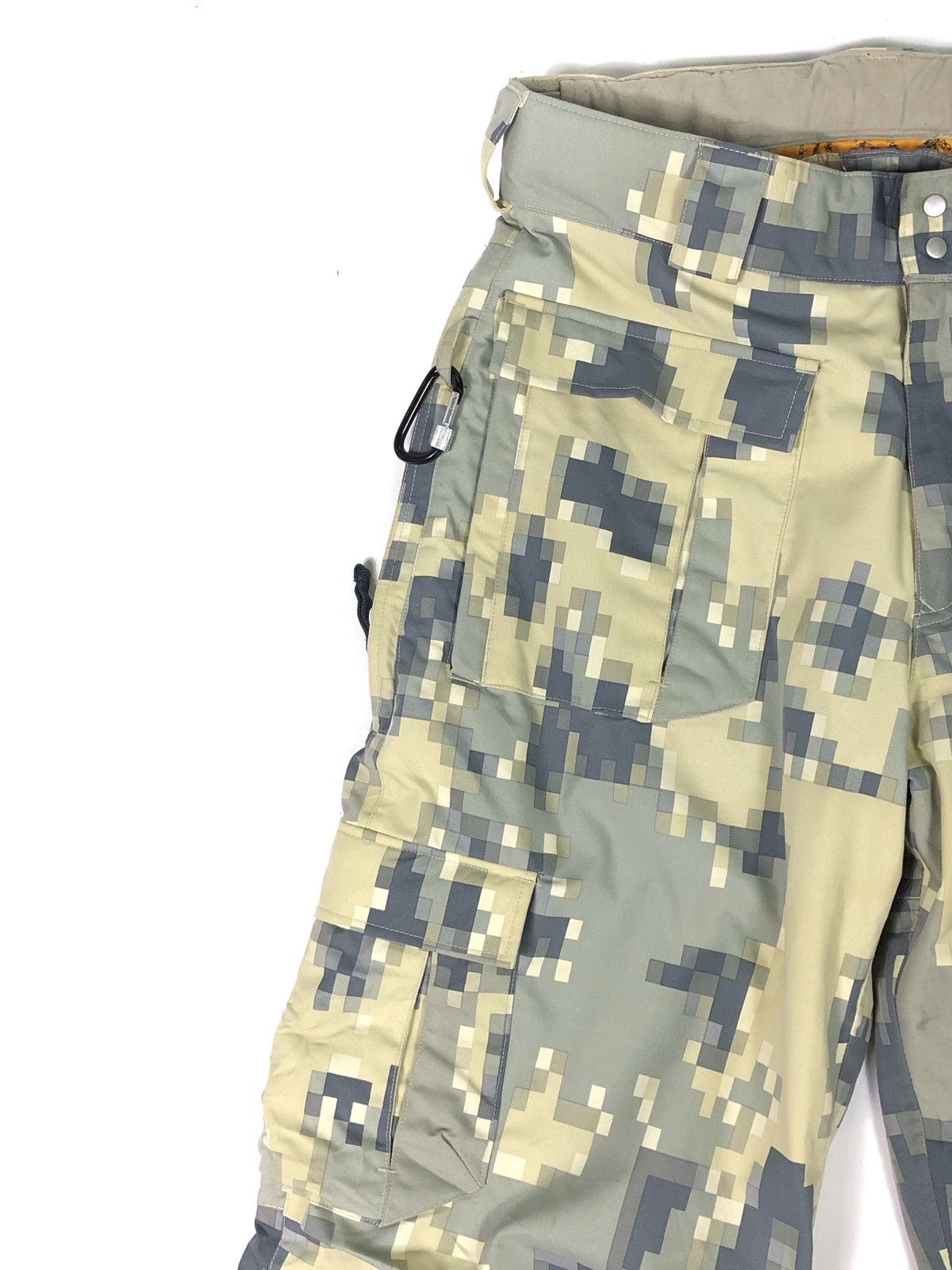 Burton RARE🔥BURTON RONIN 7-POCKETS DIGI CAMO CARGO SNOWBOARD PANTS Size US 32 / EU 48 - 7 Thumbnail