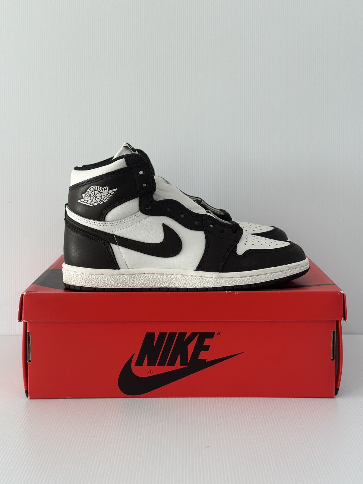 Jordan Retro High “85” Black/White