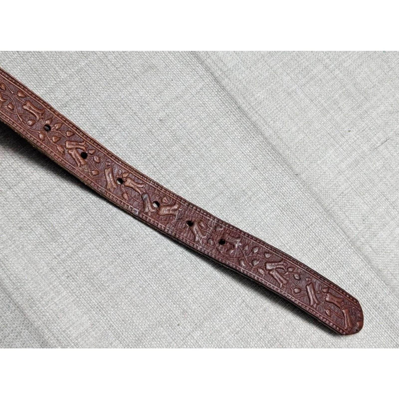 Vintage VINTAGE handcrafted western belt Tooled 34 Brown Cowhide Leather Buckle belt Men 34/36 Western belt Mens Brown Tooled N/A Size 36 - 6 Thumbnail