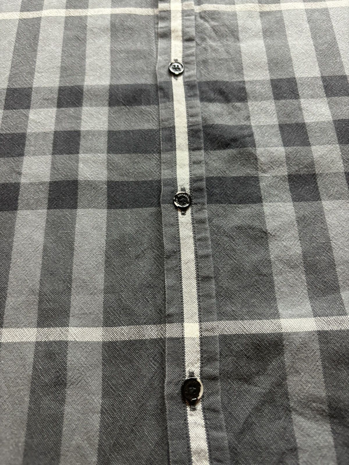 Burberry Burberry Brit London Nova Check shirt from new collections Size US L / EU 52-54 / 3 - 2 Thumbnail