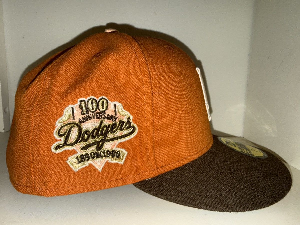 New Era LA Dodgers 100th Anniversary FITTED (Camp fire) 7 1/2 Size ONE SIZE - 2 Thumbnail