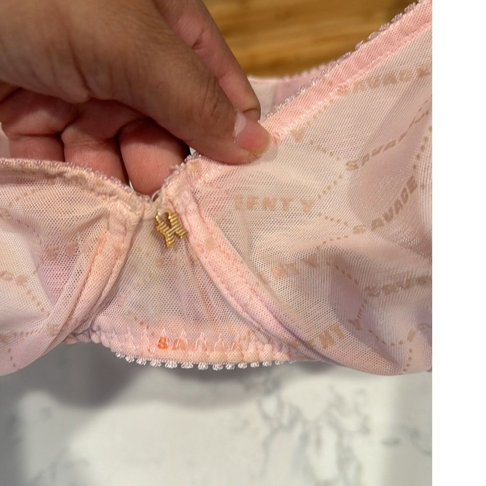 Other Savage x Fenty flocked logo pink sheer wire bra size 36D Size ONE SIZE - 2 Thumbnail