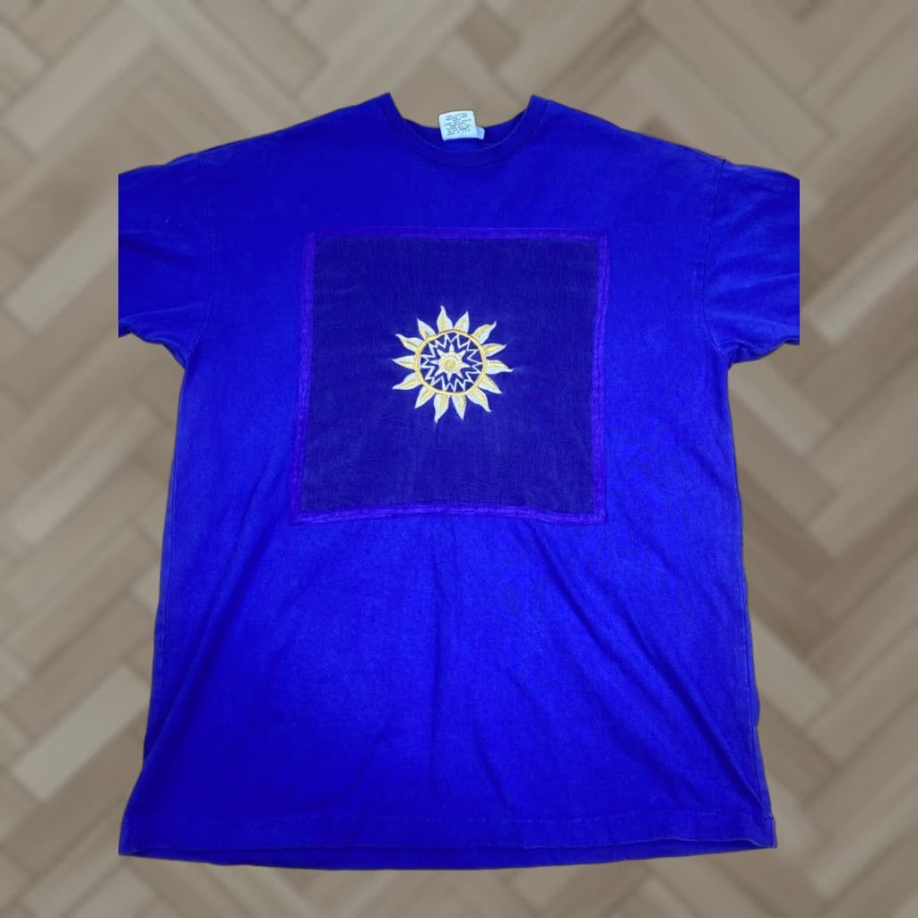 VINTAGE Johnny Was T Shirt One Size Fits All Royal Blue Sun Embroidered #8190 Shirts Womens One Size Royal Blue Embroidered Flower 1990s