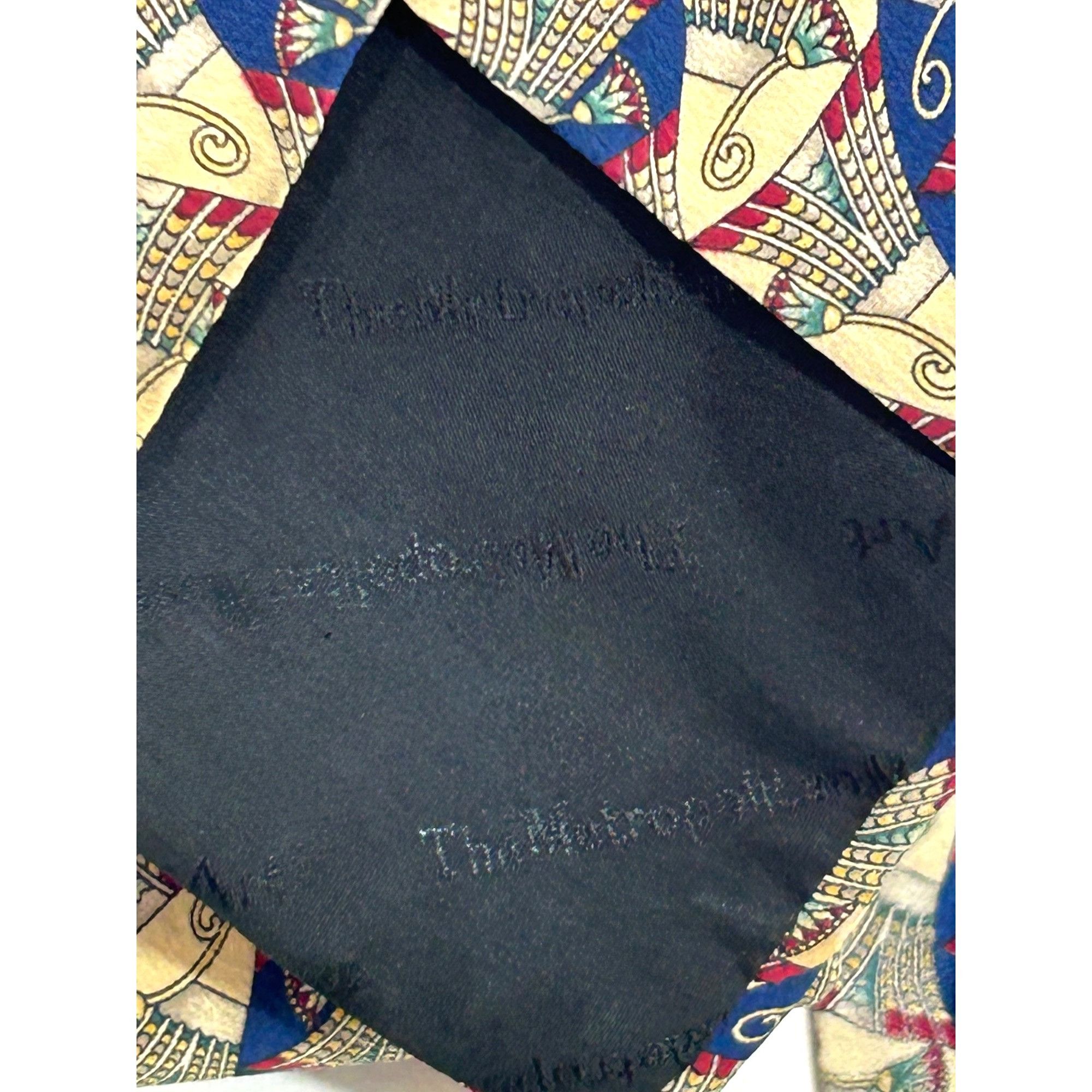 Other Metropolitan Museum Art Vtg 1990 silk Tie Masterworks Ancien Size ONE SIZE - 5 Thumbnail
