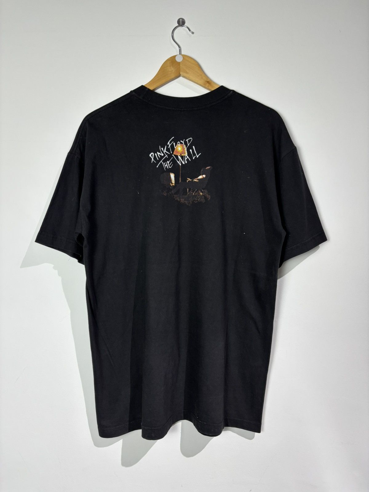 Band Tees Vintage 2001’s Pink Floyd the wall Size US L / EU 52-54 / 3 - 2 Thumbnail