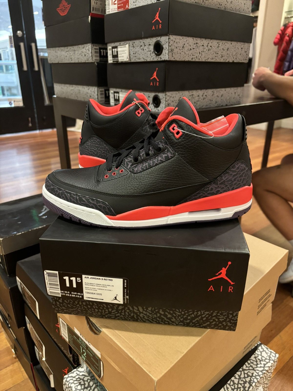 Jordan Brand Jordan 3 retro ‘crimson’ Size US 11.5 / EU 44-45 - 2 Thumbnail