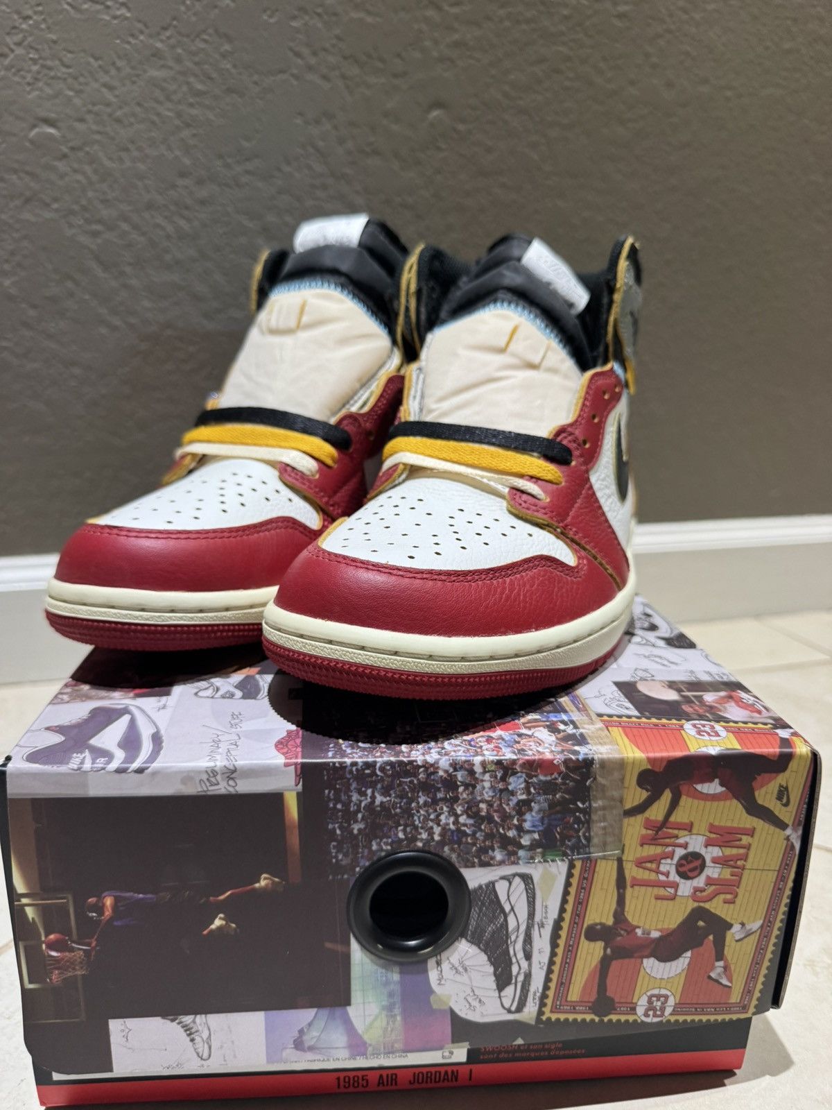Jordan Brand × Union LA NEW* Union Jordan 1 Size 8 Men Chicago/Shadow Red Yellow Size US 8 / EU 41 - 2 Thumbnail
