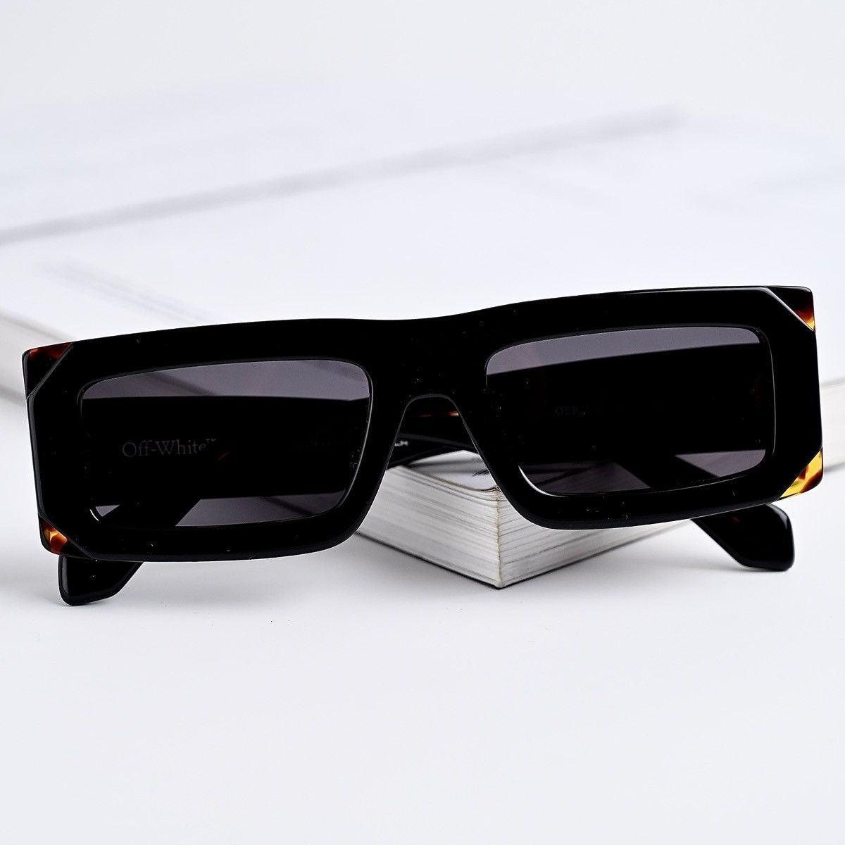 Off-White OFF WHITE LAUREL SUNGLASSES Size ONE SIZE - 12 Thumbnail