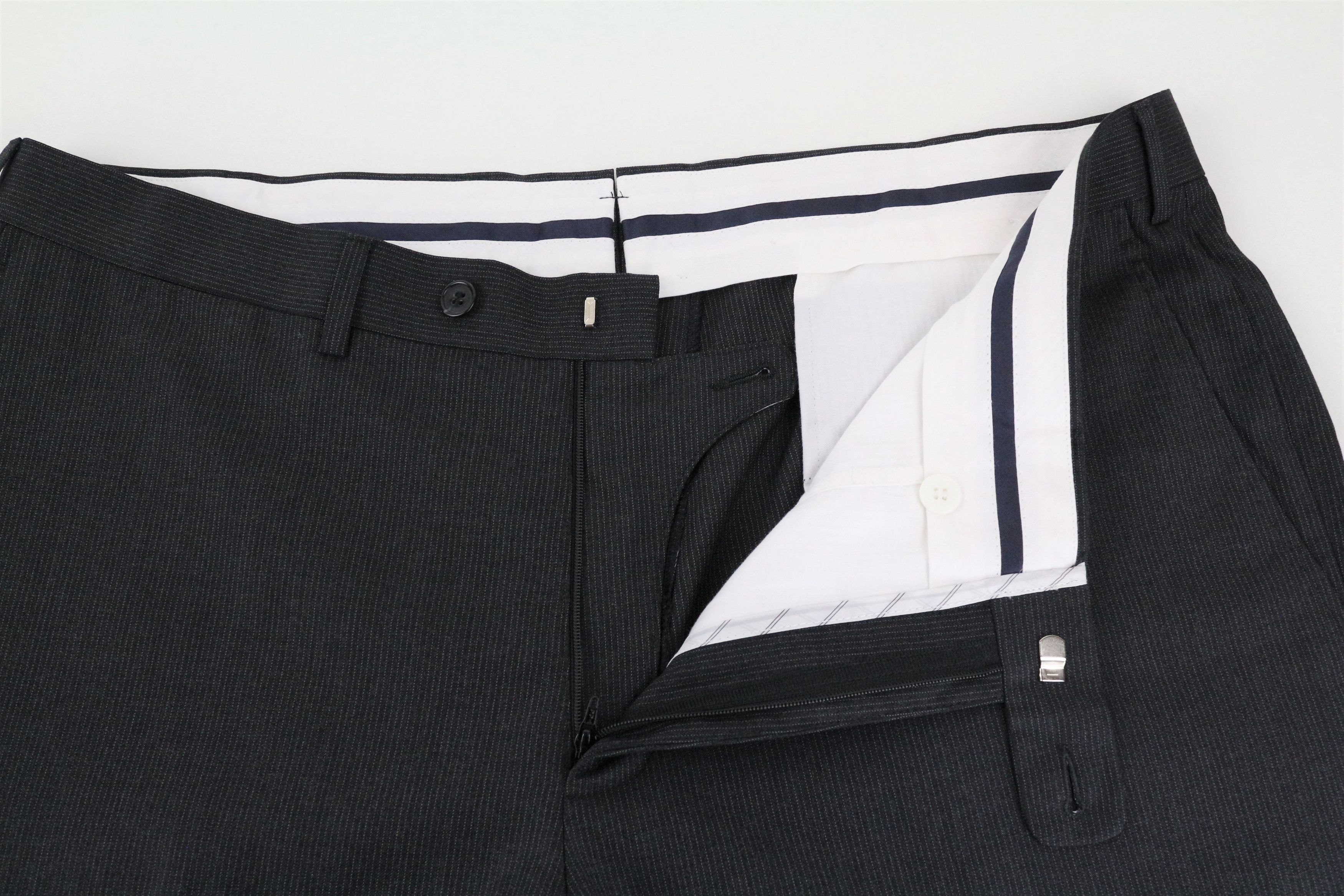 Suitsupply UK40S Dark Grey Wool Pinstriped Pleated Trousers 61145 Size 40S - 3 Thumbnail