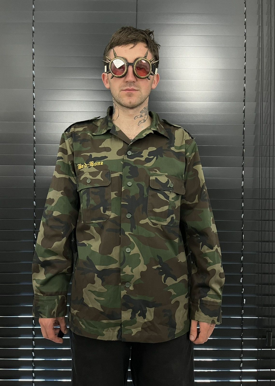 Vintage U.S.M.C. Shirt / SURVIVAL M-94 camouflage military jacket Size US XL / EU 56 / 4 - 2 Thumbnail