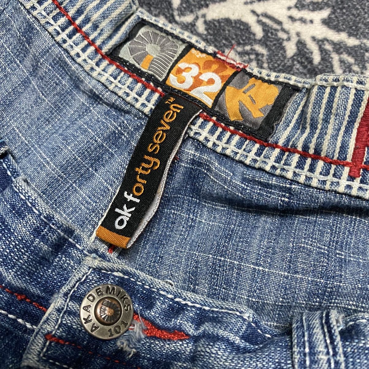 Akademiks Vintage Akademiks Denim Painter Baggy Jeans Size US 35 - 19 Thumbnail