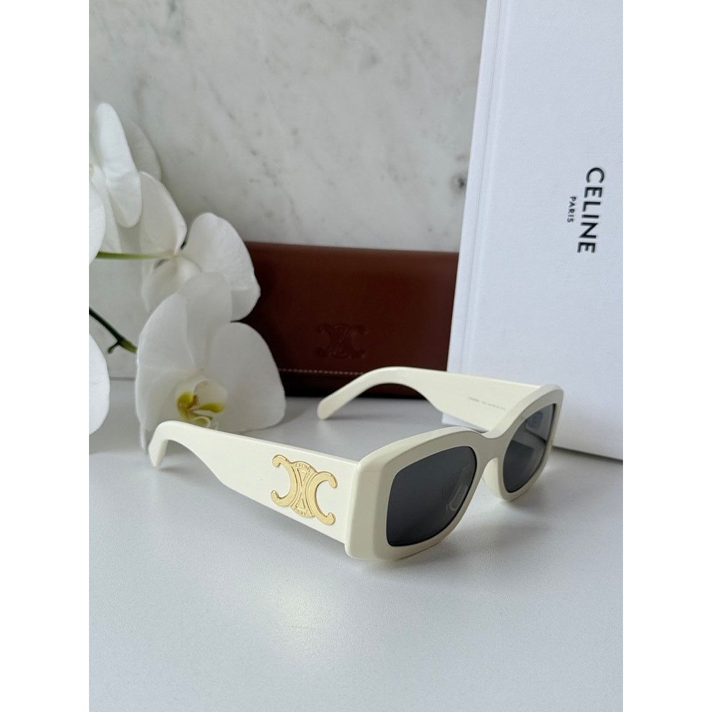 Celine NEW Celine CL40282U Triomphe XL White Gold Sunglasses Size ONE SIZE - 5 Thumbnail