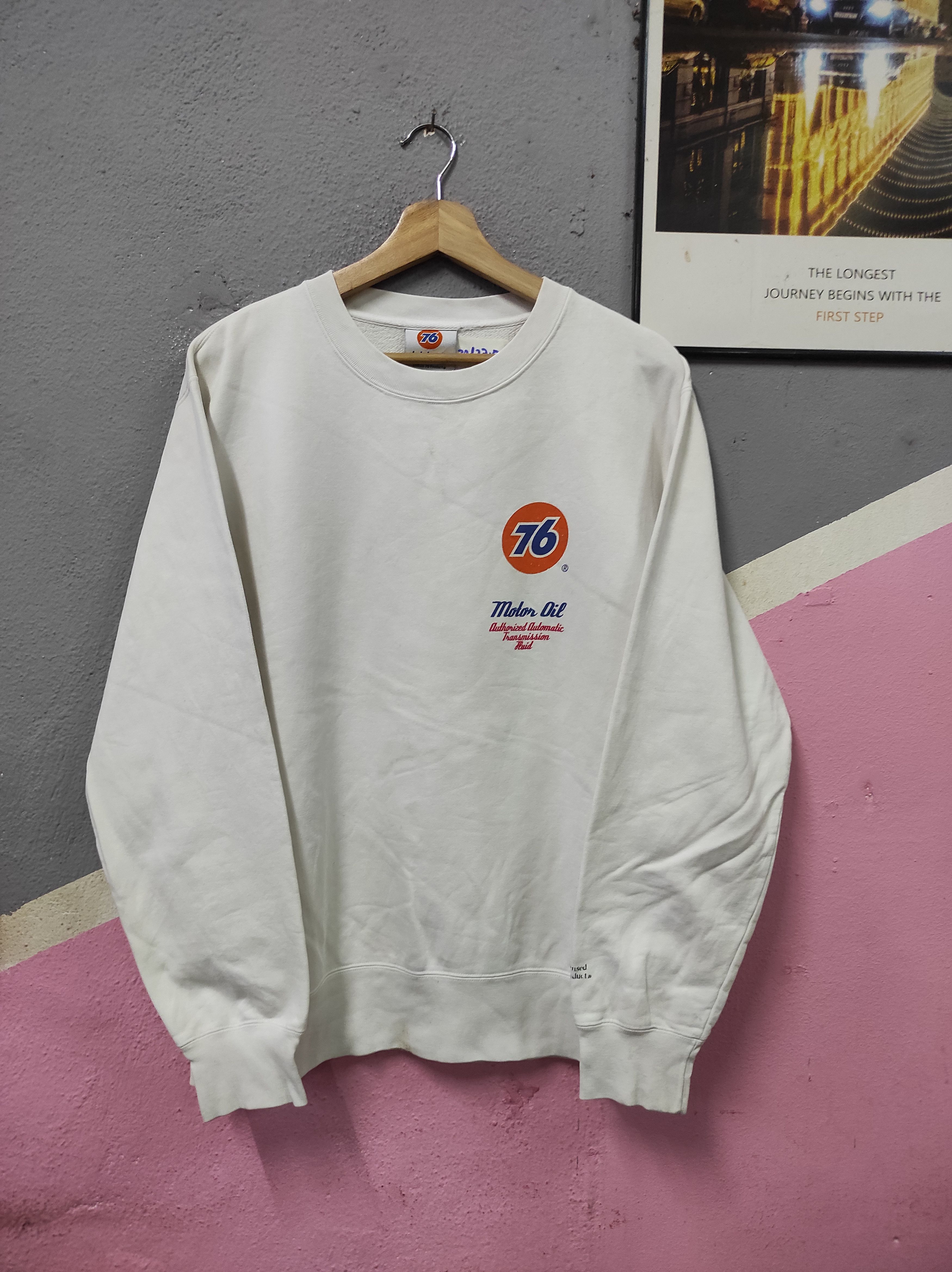 Japanese Brand 76 LUBRICANTS MOTOR OIL RACING FUEL SWEATSHIRT Size US L / EU 52-54 / 3 - 2 Thumbnail