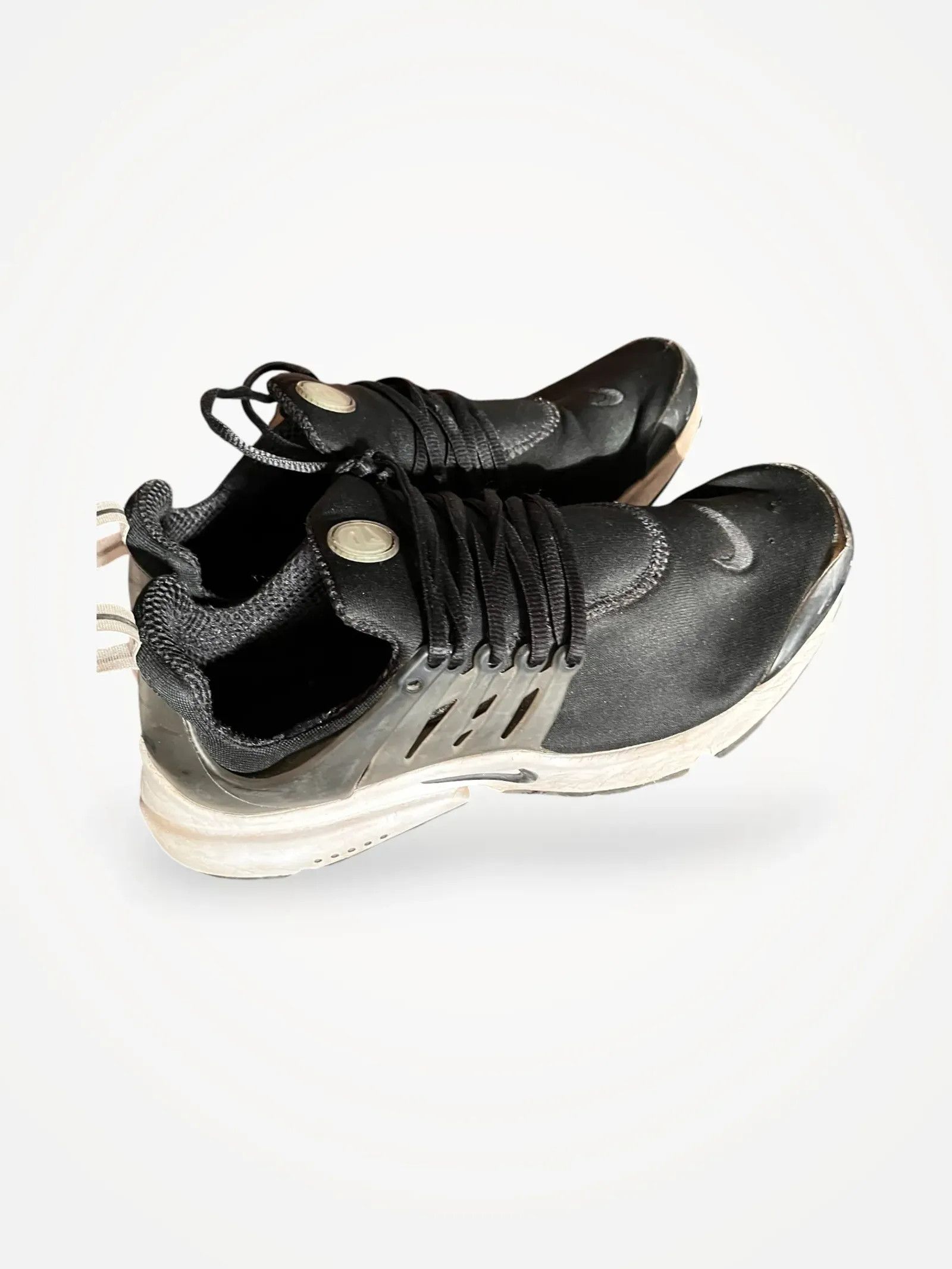 Nike Nike Sneakers Size US 11 / EU 44 - 1 Thumbnail