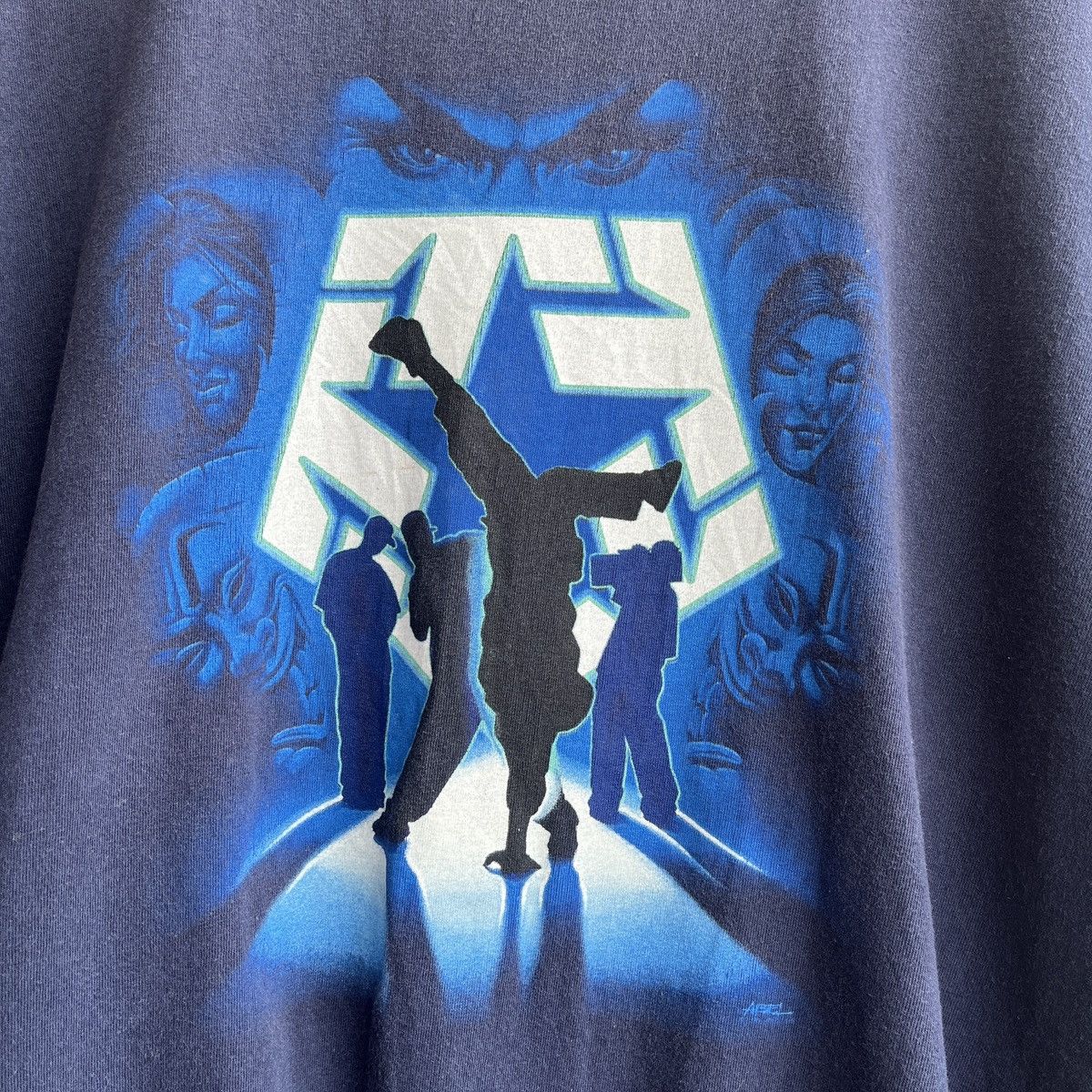 Tribal Streetwear VINTAGE TRIBAL STREETWEAR BREAKDANCE PRINTED TSHIRT Size US XL / EU 56 / 4 - 10 Thumbnail