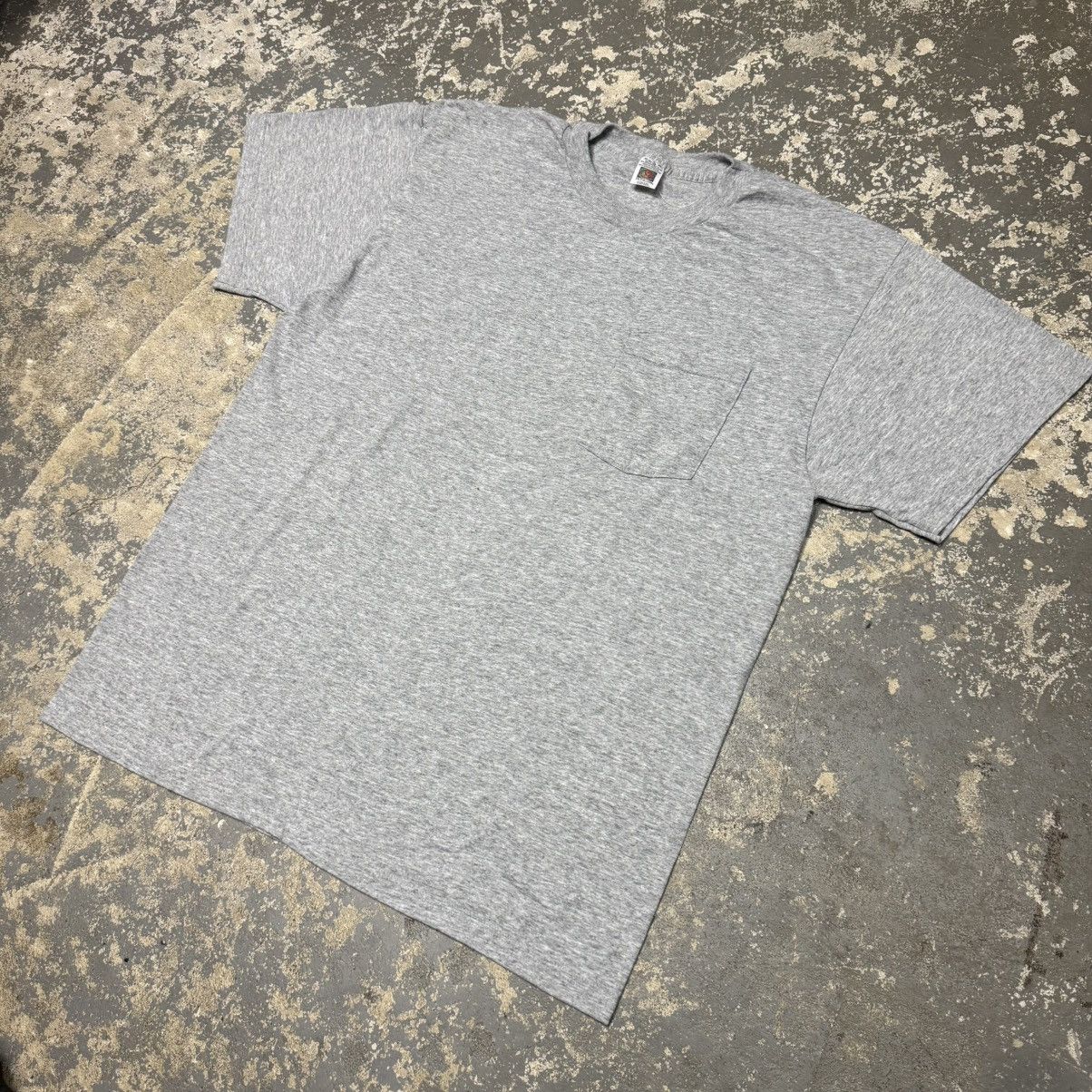 Unsound Rags Vintage Fruit Of The Loom Grey Pocket Tee Blank Tshirt Size US XL / EU 56 / 4 - 2 Thumbnail
