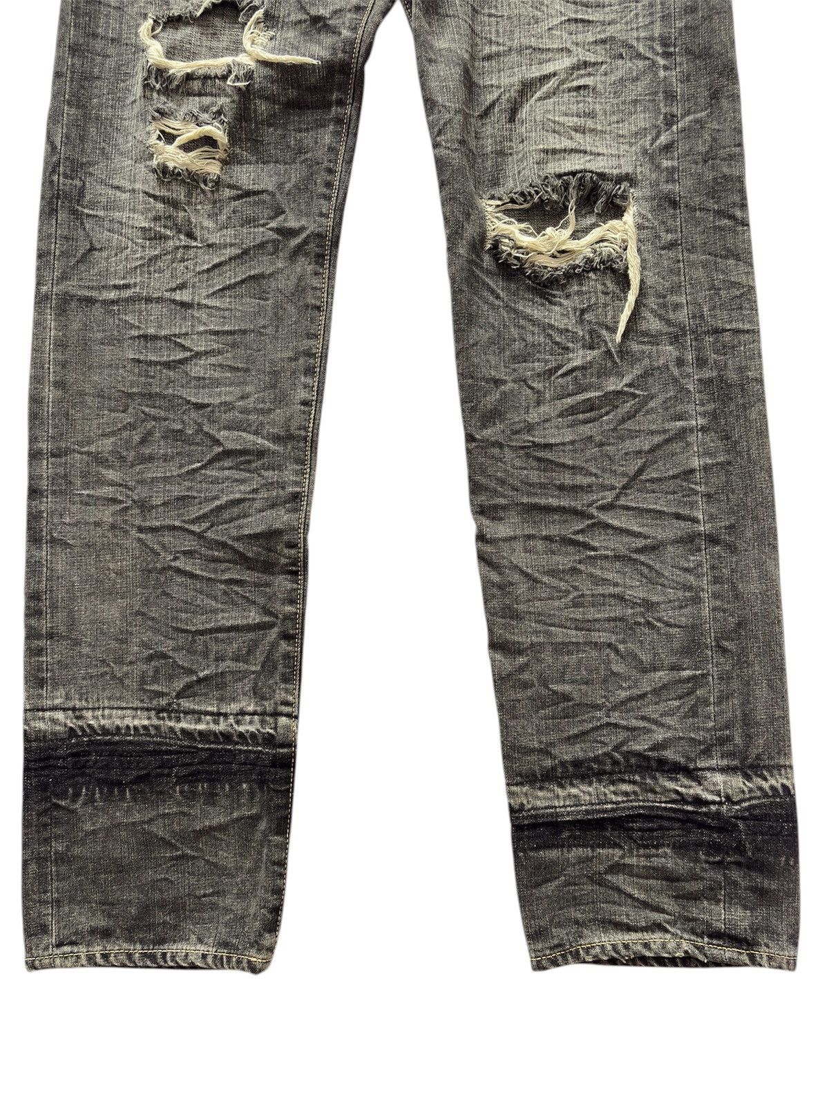 Nozomi Ishiguro NOZOMI ISHIGURO DISTRESSED JEANS Size US 31 - 4 Thumbnail