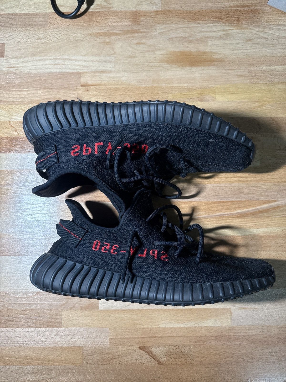 Yeezy Yeezy 350 V2 Bred Size US 11 / EU 44 - 1 Thumbnail