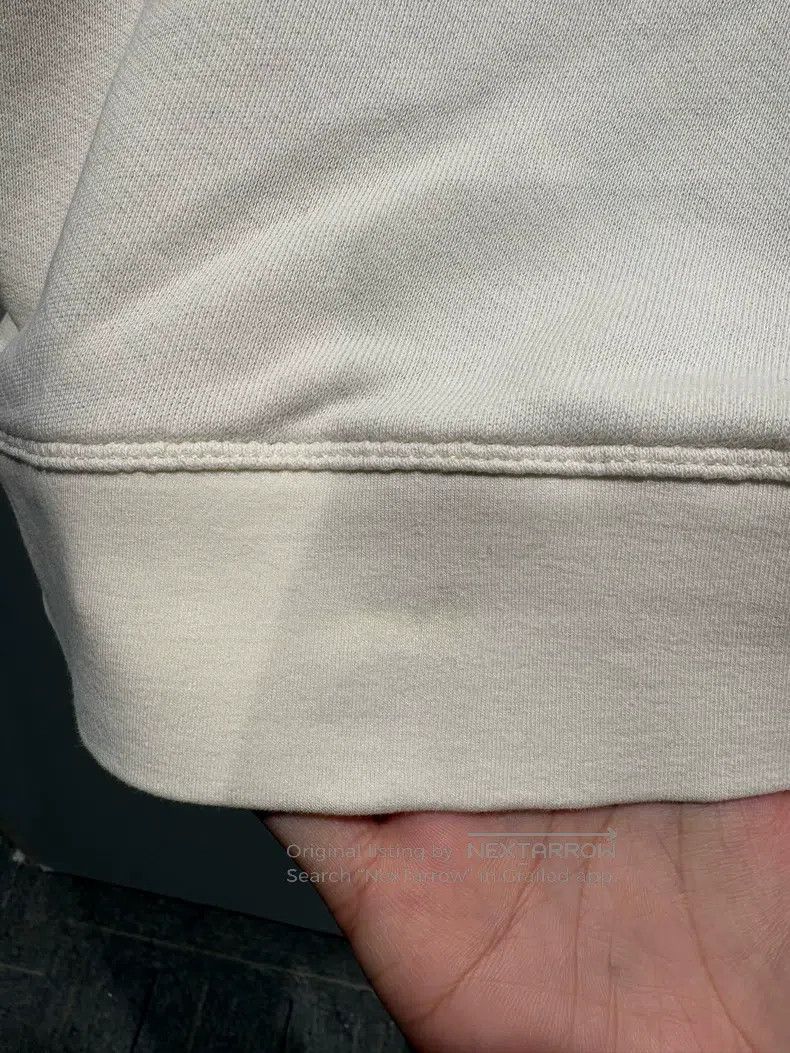 Loewe Loewe Beige Classic Embroidered Large Logo Crewneck Sweats Size L / US 10 / IT 46 - 5 Thumbnail