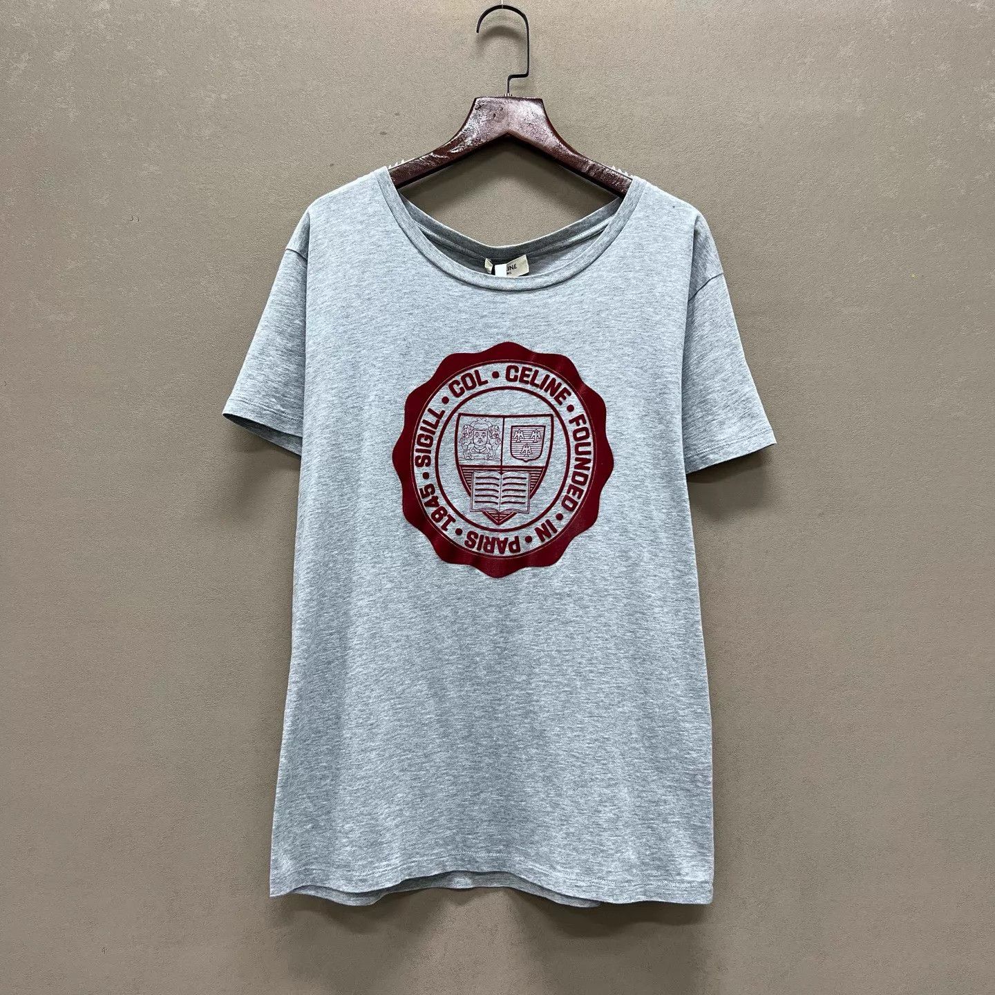 Celine Celine Preppy Badge T-Shirt New With Tags L Size L / US 10 / IT 46 - 1 Thumbnail