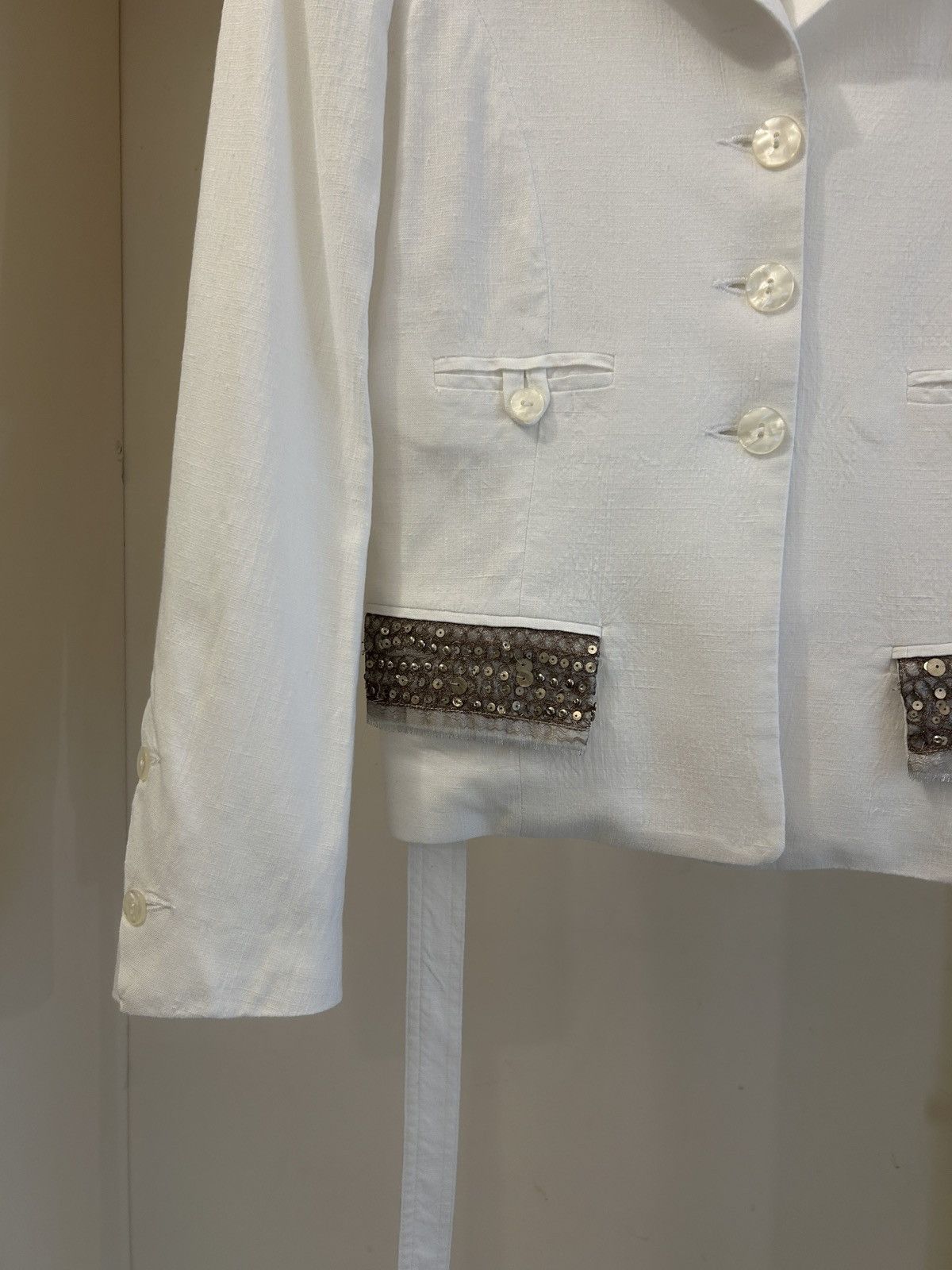 Alexander McQueen 1990s peaked lapel blazer with sequin trim Size S / US 4 / IT 40 - 4 Thumbnail