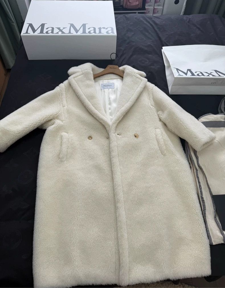 Max Mara max mara Teddy bear alpaca fur coat Size M / US 6-8 / IT 42-44 - 2 Thumbnail