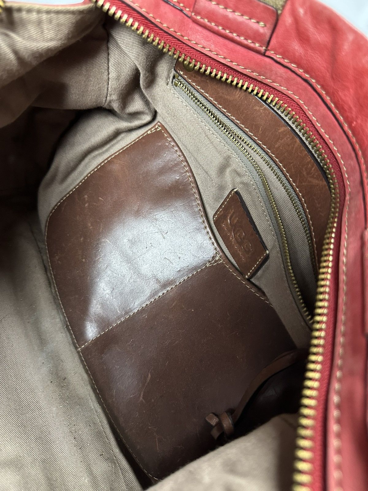 Ugg Vintage Y2K Ugg Leather Bag Style GGL Size ONE SIZE - 6 Thumbnail