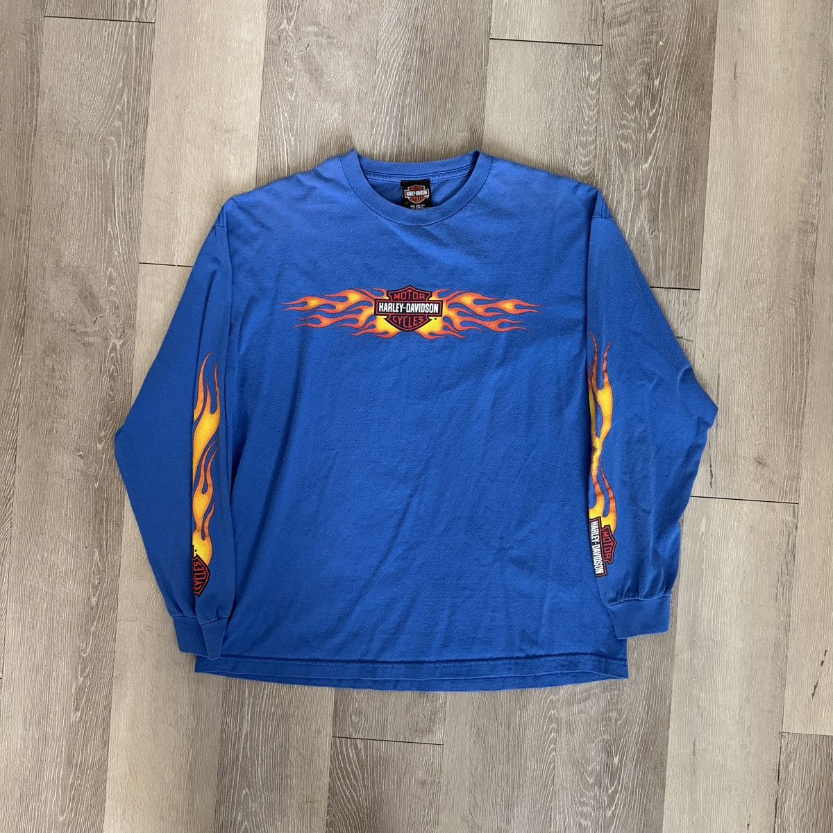 Vintage Vintage Harley Davidson Flame Sleeve Logo Long-Sleeve Tee Size US XL / EU 56 / 4 - 4 Thumbnail