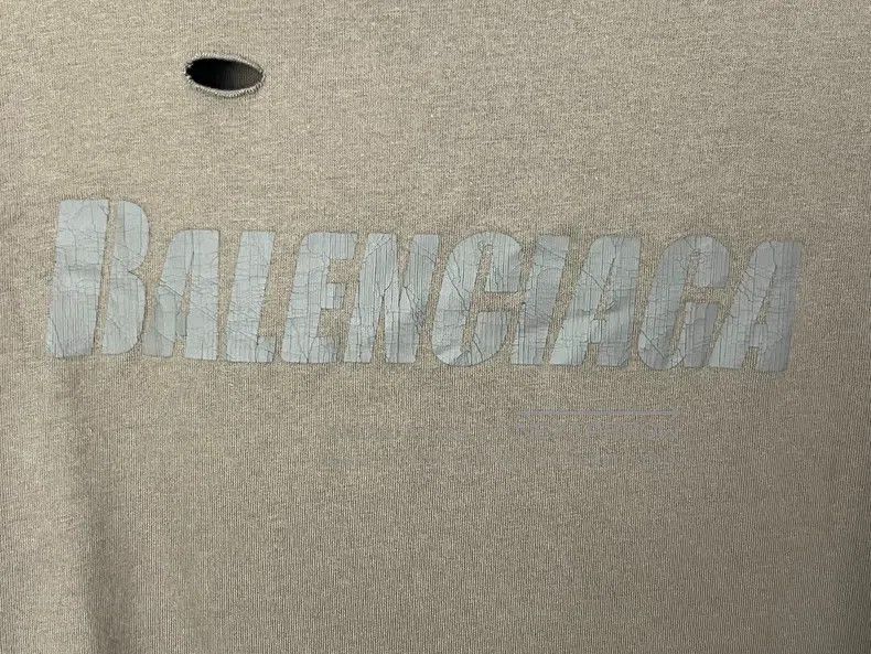 Balenciaga Balenciaga Destroyed short-sleeve Size US S / EU 44-46 / 1 - 5 Thumbnail