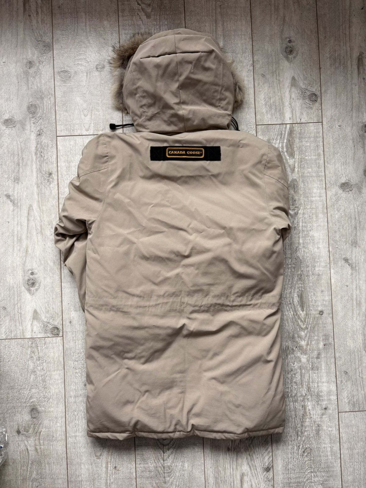 Canada Goose Canada Goose Expedition Beige Mens S/M Perfect Size US S / EU 44-46 / 1 - 7 Thumbnail