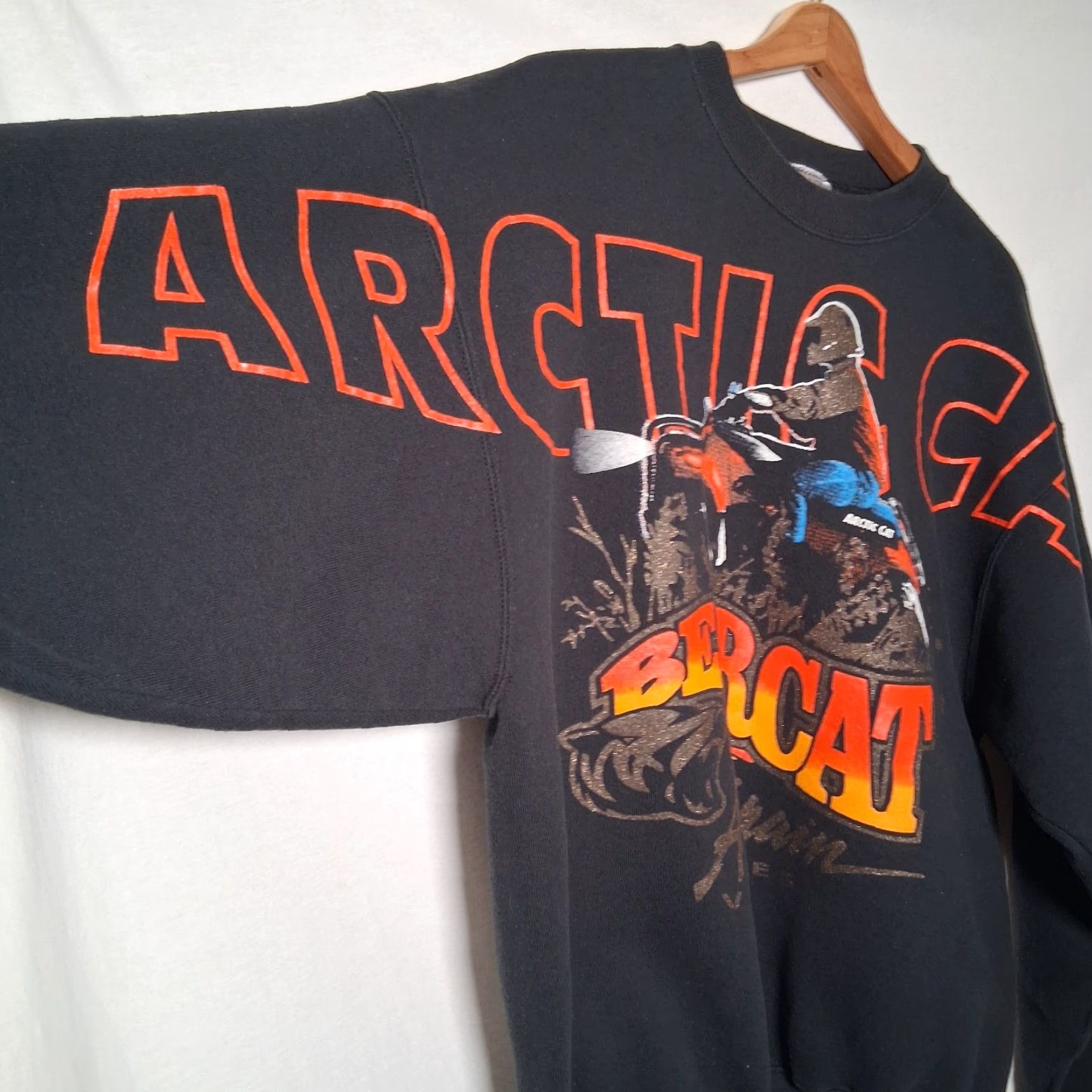 Fruit Of The Loom VINTAGE Arctic Cat Bearcat Sweatshirt Large Graphic Glitter Crewneck USA Mens L Black Cotton Blend Knit Pullover 90s ATV Bearcat Graphic - Vintage 90s Size US L / EU 52-54 / 3 - 4 Thumbnail