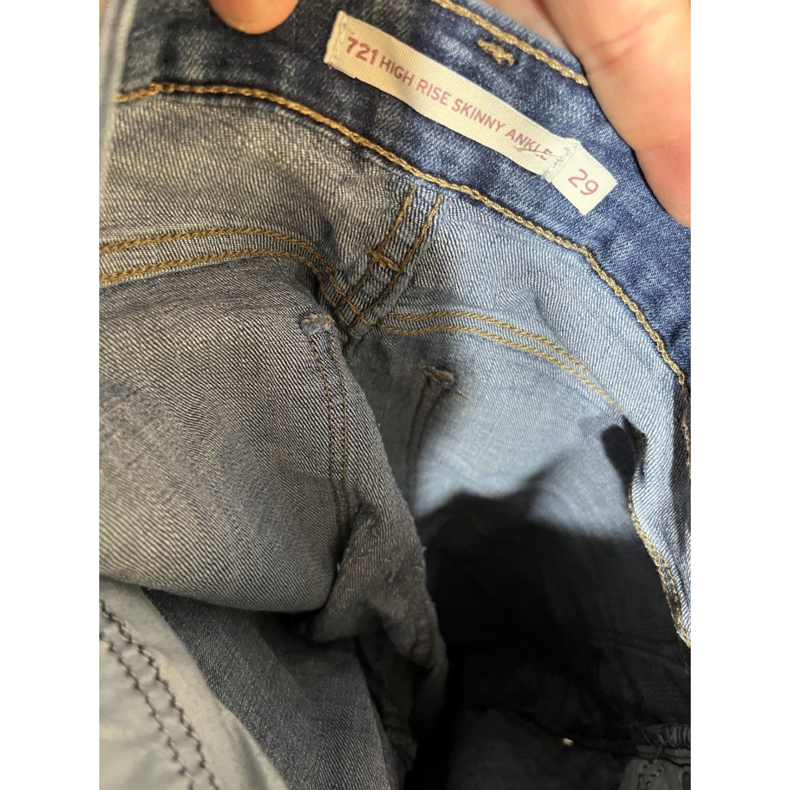 Levi's VINTAGE Levi's 721 High-Rise Skinny Women's Jeans 29x26 Blue Medium Wash Regular 29 Inseam 26 in Women Jeans Stretch Button Zipper Pacific Size 29" - 5 Thumbnail