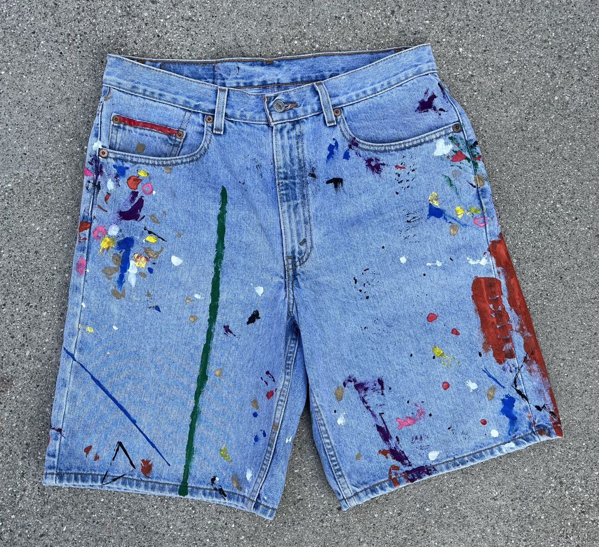 Levi's × Vintage Vintage Levi’s 550 Jean Shorts Relaxed Fit 2001 Jorts Size US 33 - 9 Thumbnail