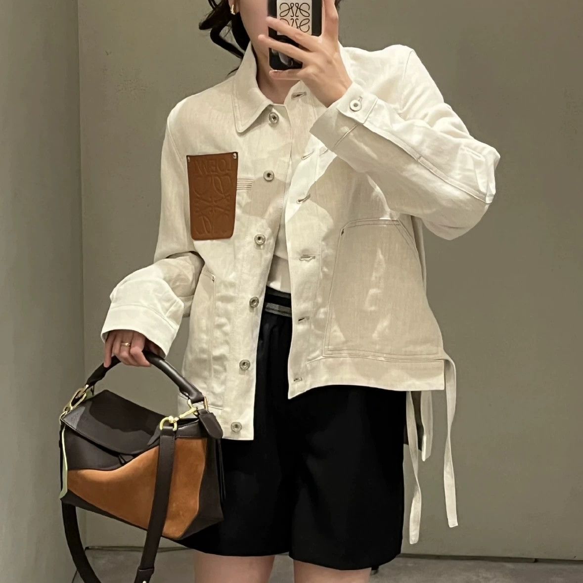 Loewe LOEWE feb224 logo patch single-breasted tied jacket 36 Size XS / US 0-2 / IT 36-38 - 7 Thumbnail