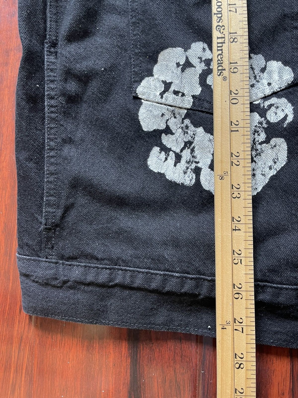 DENIM TEARS × Levi's Denim Tears x Levis Type 2 Wreath Black Denim Trucker Jacket Size US XL / EU 56 / 4 - 12 Thumbnail