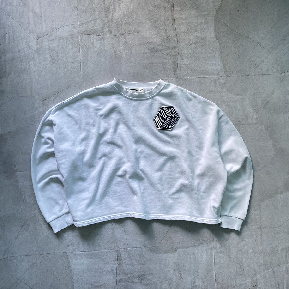 AMI × Designer Alexander McQueen Cropped Oversized Sweatshirt Size XS / US 0-2 / IT 36-38 - 1 Thumbnail