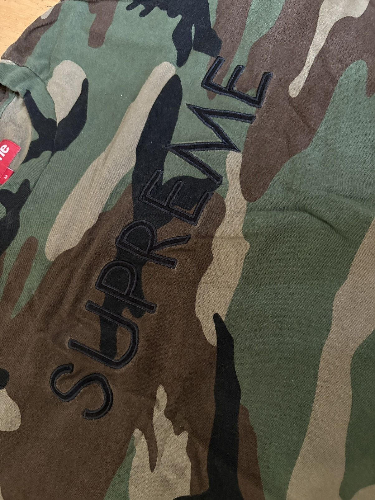 Supreme Supreme Capital S/S Top Woodland Camo Tee Size US M / EU 48-50 / 2 - 2 Thumbnail