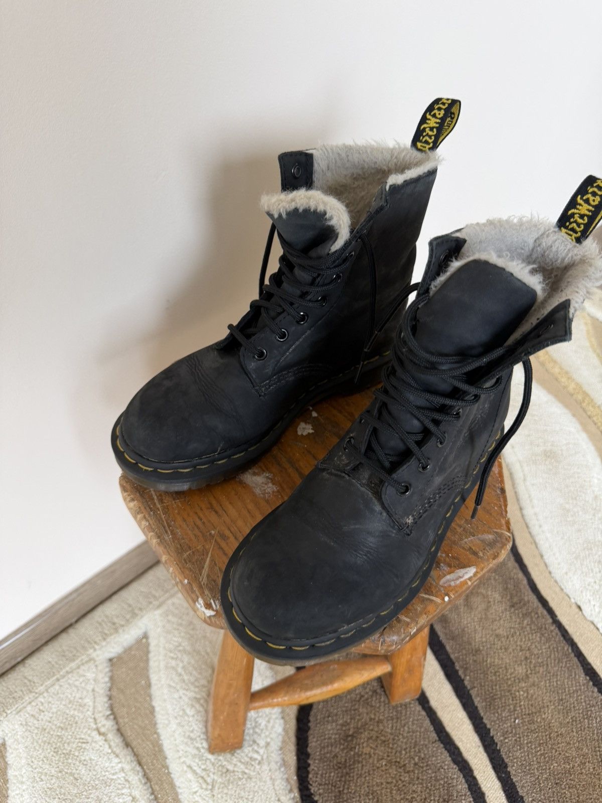 Dr. Martens D.r Martens Black Leather Luxury Y2K Boots Size US 6 / IT 36 - 6 Thumbnail