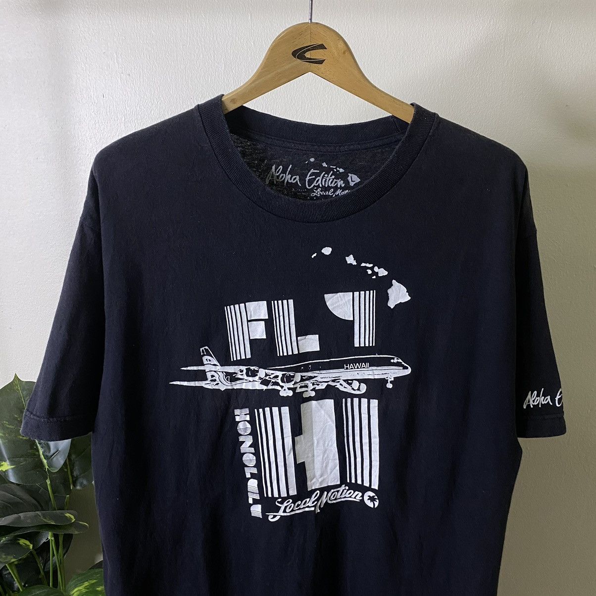 Other Vintage Y2K Local Motion Aloha Edition Surf Style Tee Size US L / EU 52-54 / 3 - 2 Thumbnail