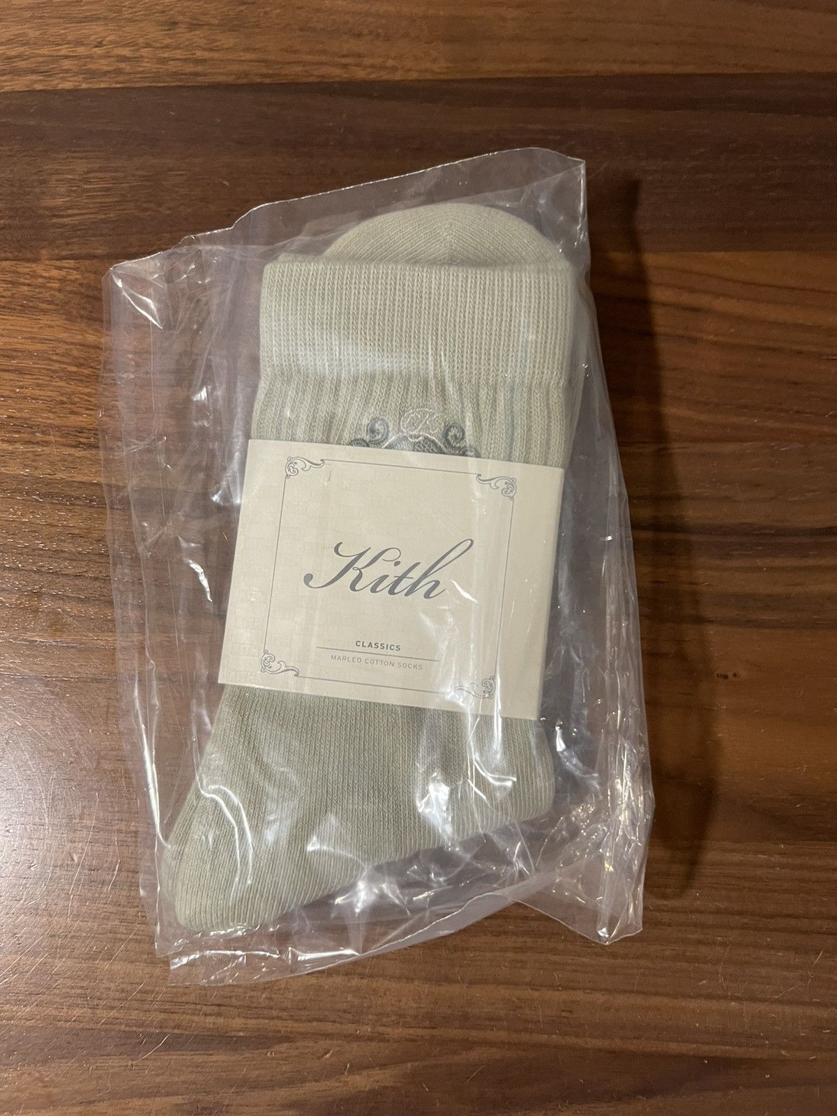Kith Kith Crest Mid Crew Socks in Region SS24 One Size Brand New Size ONE SIZE - 4 Thumbnail