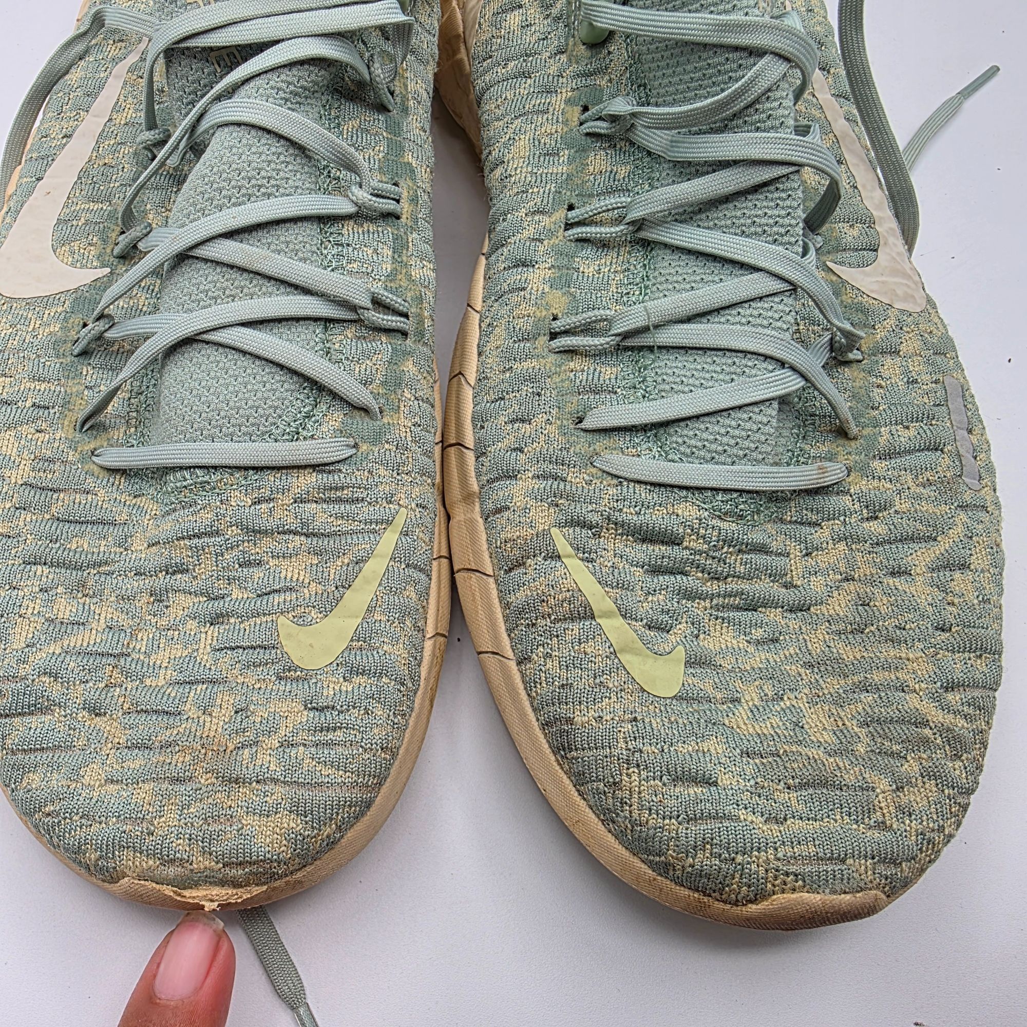 Nike Nike Free Run 5.0 Stream Olive Aura Mens Size 9 Athletic Sho Size US 9 / EU 42 - 8 Thumbnail